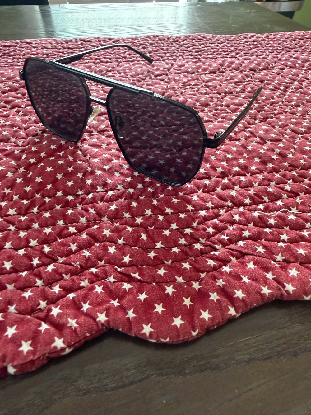Classic Black Aviator-Style Sunglasses